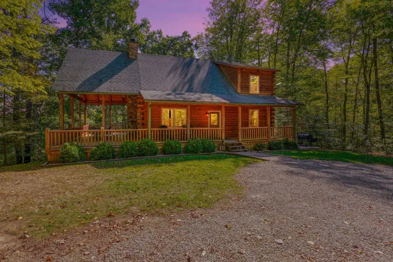 Rocky Hill Lodge