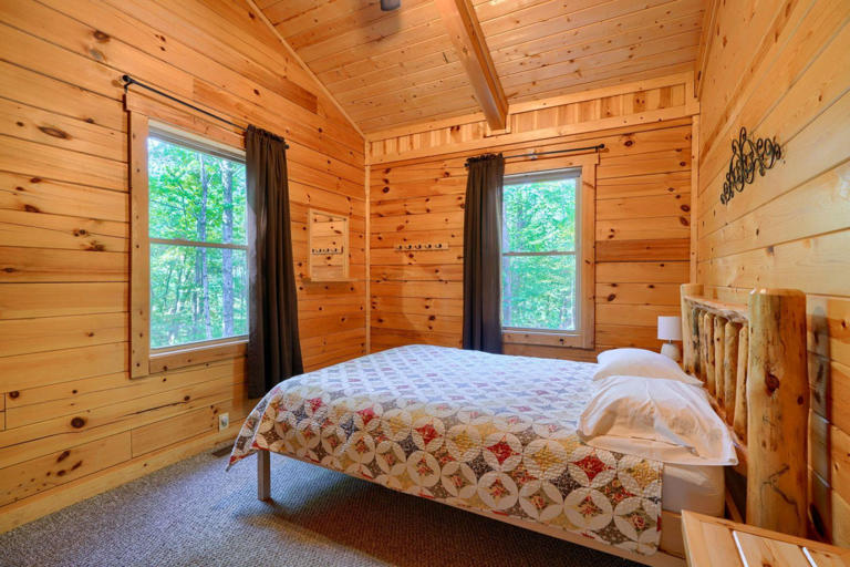 Rocky Hill Lodge Rocky Hill Lodge