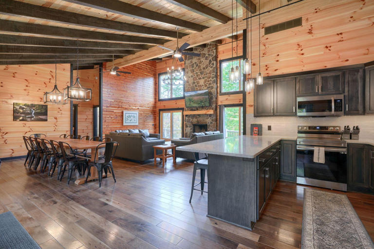 Gray Ridge Lodge Hocking Hills