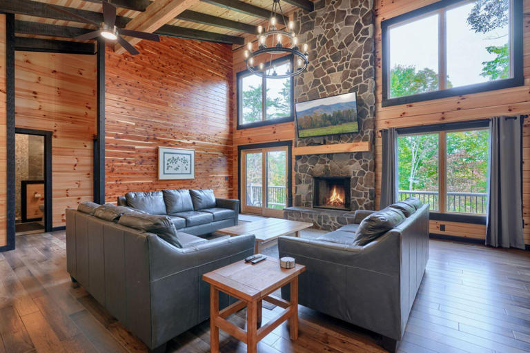 Gray Ridge Lodge Hocking Hills