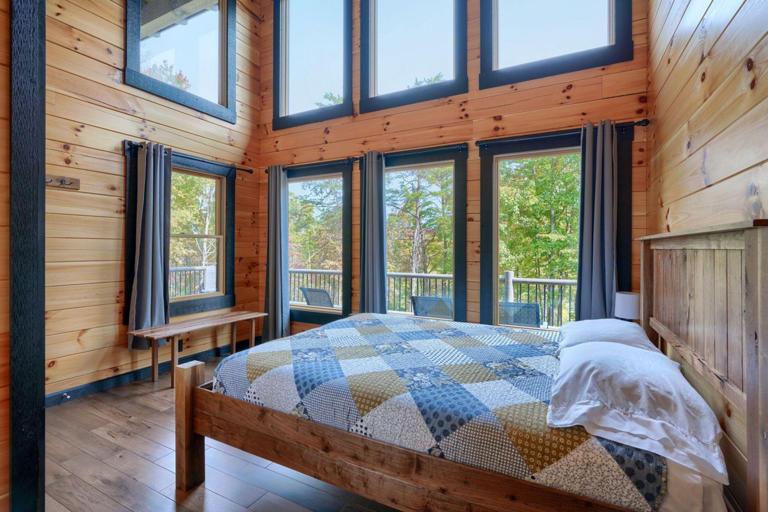 Gray Ridge Lodge Hocking Hills