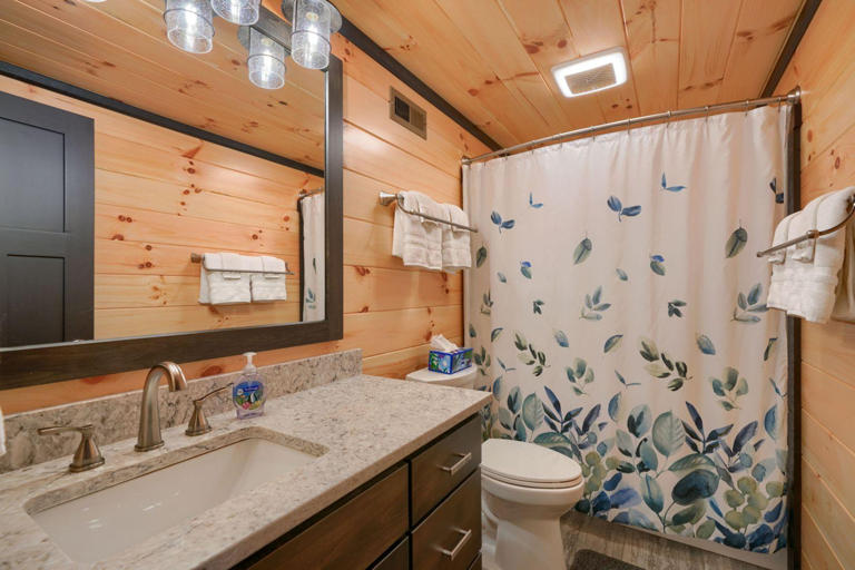 Gray Ridge Lodge Hocking Hills